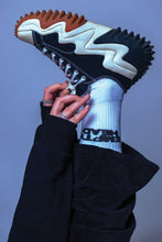 Načíst obrázek do prohlížeče Galerie, Empty Head Socks
